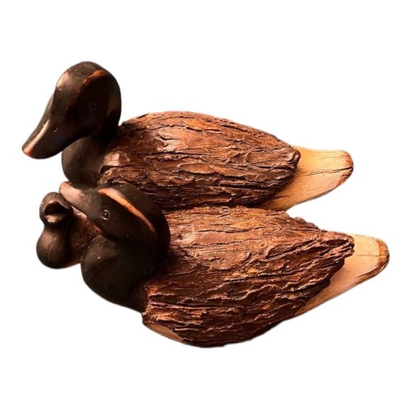 Duck Family, made of resin, looks like wood. EUC &!adorable! - Picture 8 of 11